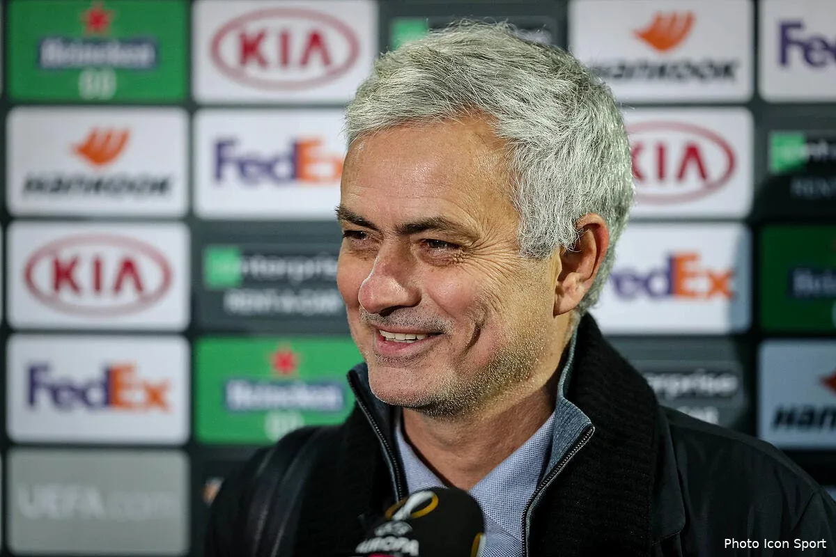 ang mourinho se moque du dieu bielsa icon gepa 202012031011210243 303133