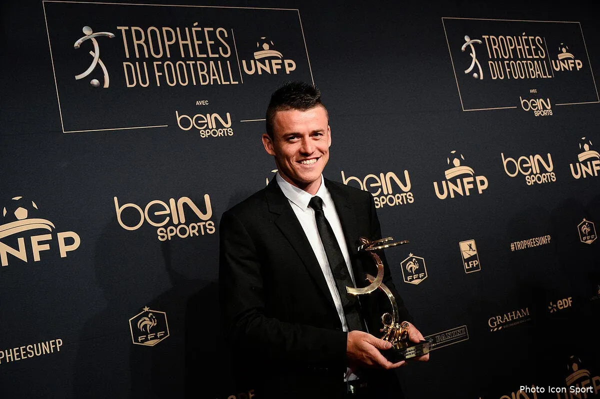 angers capelle prolonge jusqu en 2019 au sco iconsport nlg 080516 17 10146380