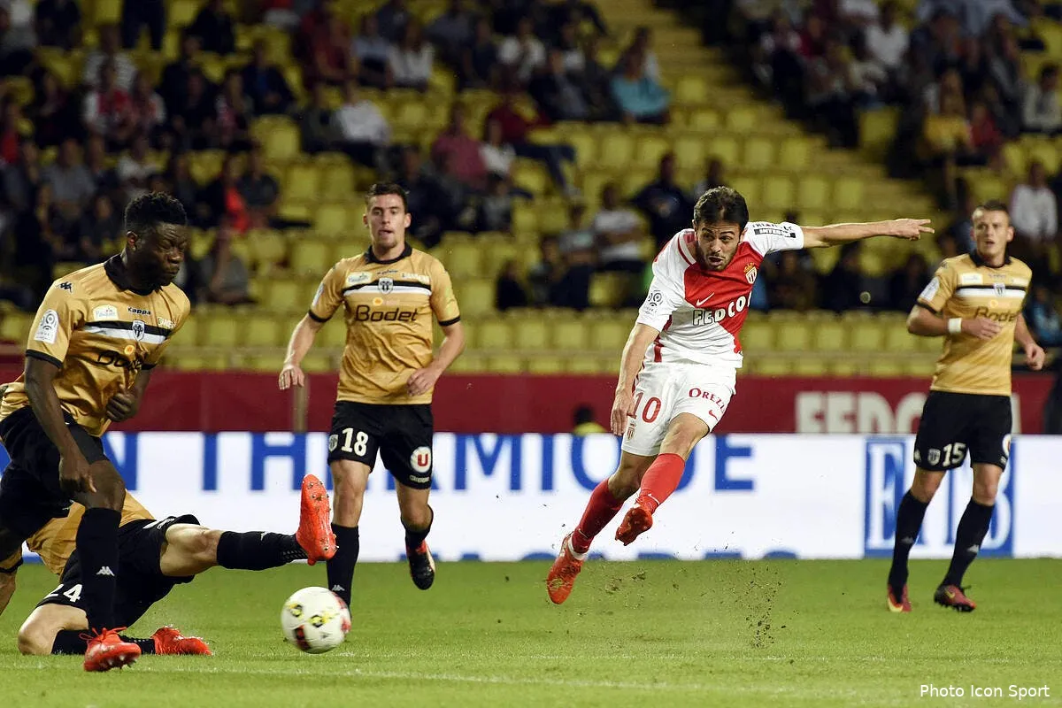 angers moulin crie au scandale et demonte l arbitrage a monaco iconsport anp 240916 01 04156082