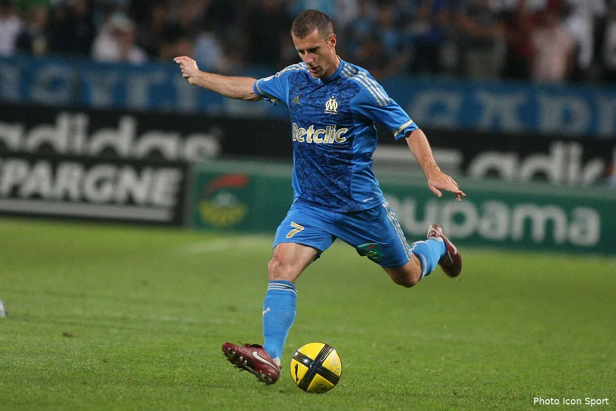 anigo n est pas d accord pour le joueur de l annee a l om iconsport guy 210511 08 1420021