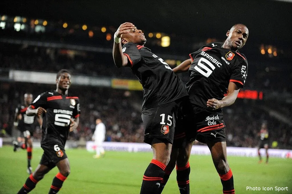 antonetti heureux mais grognon contre l arbitre 68914 16960