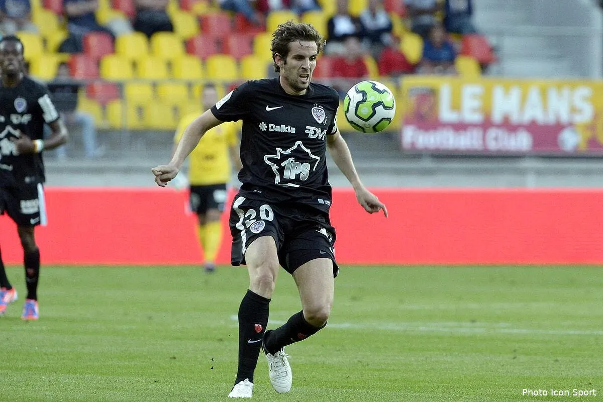 apres l ol l asse renonce aussi a corgnet iconsport por 030812 08 0938836