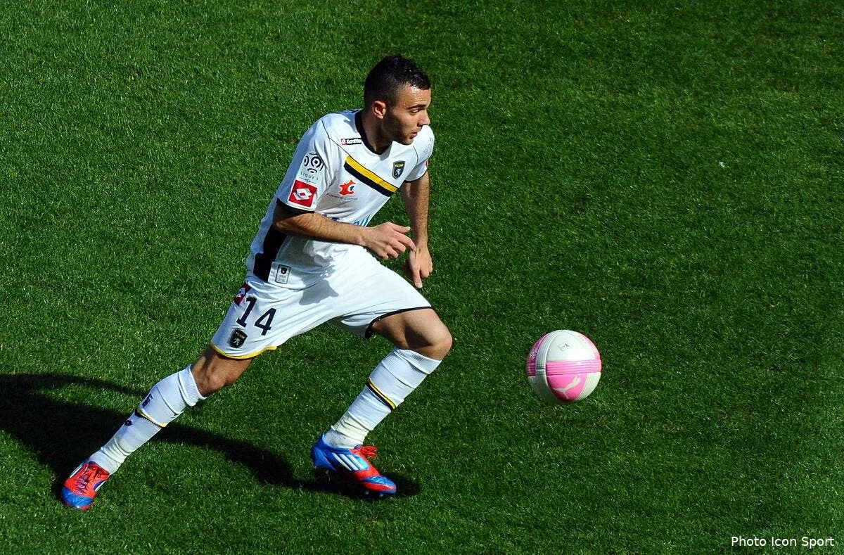 apres le psg et lille l ol revient a la charge pour martin iconsport wip 220412 90 1734174