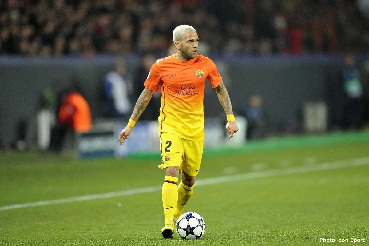 apres le psg une autre piste chaude pour daniel alves iconsport noe 020413 08 2388789