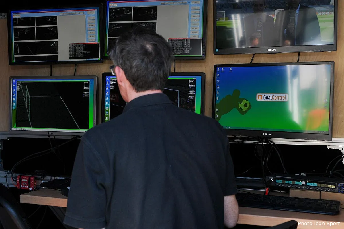 arbitrage video la lfp est en train de foncer dans un mur balance dugarry iconsport fer 080417 10 09203303