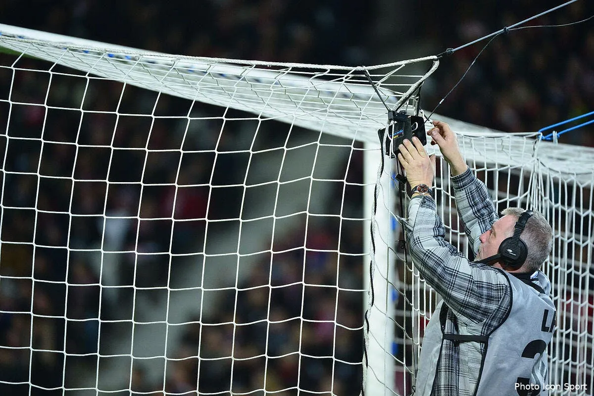 arbitrage video les chaines de tele sont deja pretes en l1 iconsport win 230214 08 2681453