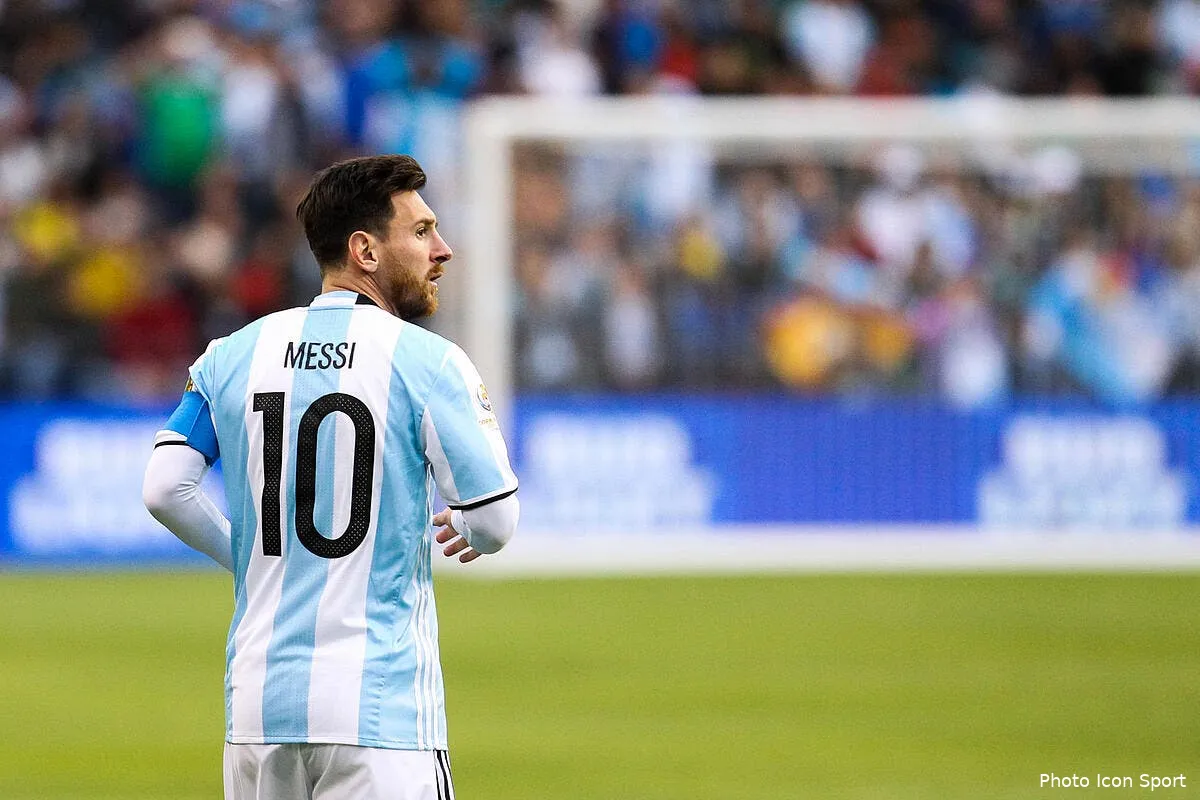 argentine les coequipiers de messi lui demandent de reflechir iconsport bpi 150616 01 68147248