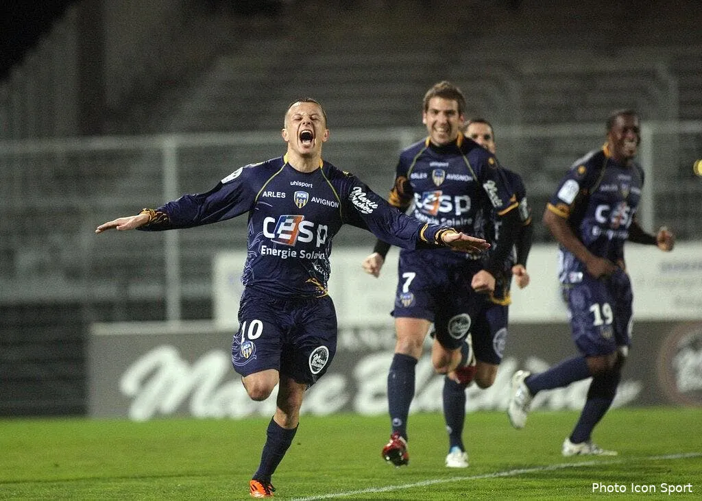 arles avignon brule un joker contre brest 67777 16008