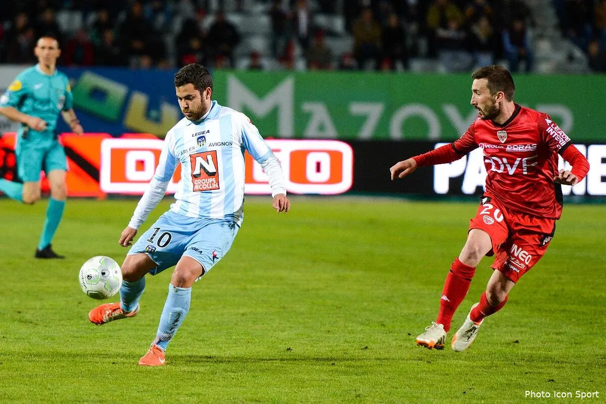 arles avignon relegue en national iconsport poy 280415 09 01110849