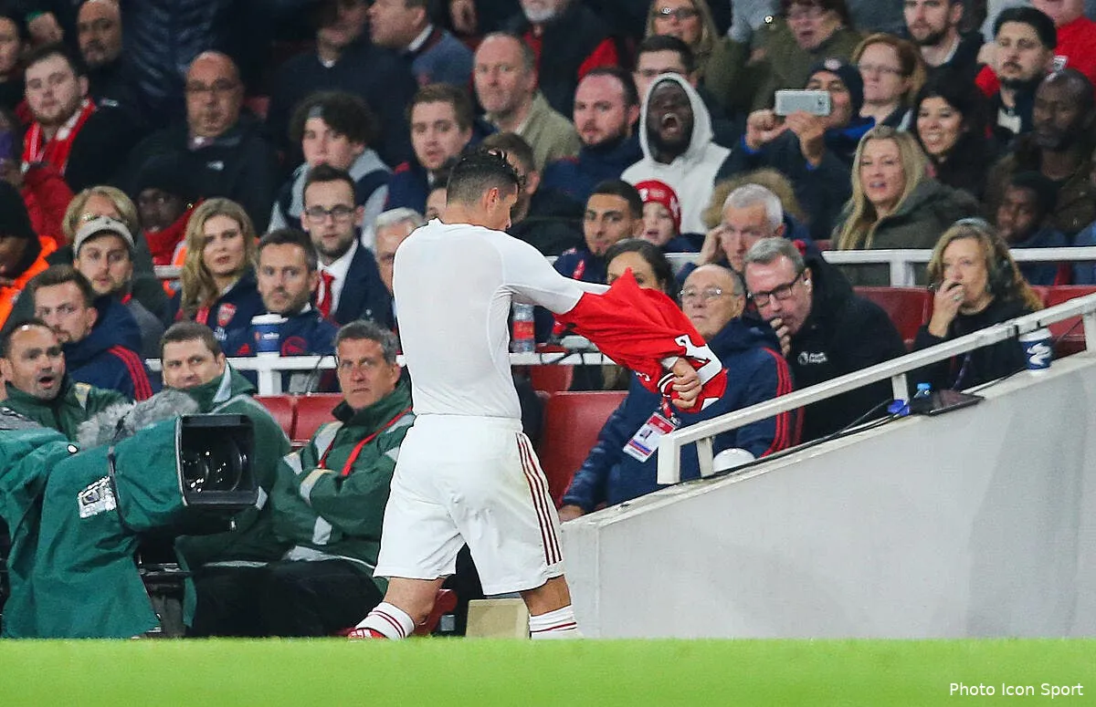 arsenal emery xhaka c est devenu la honte pour petit icon spi 095 pt arsenal crystal palace268631