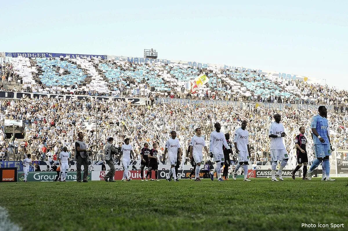 arsenal impatient de se frotter a la plus grosse ambiance de france a l om iconsport aim 100411 05 5125367