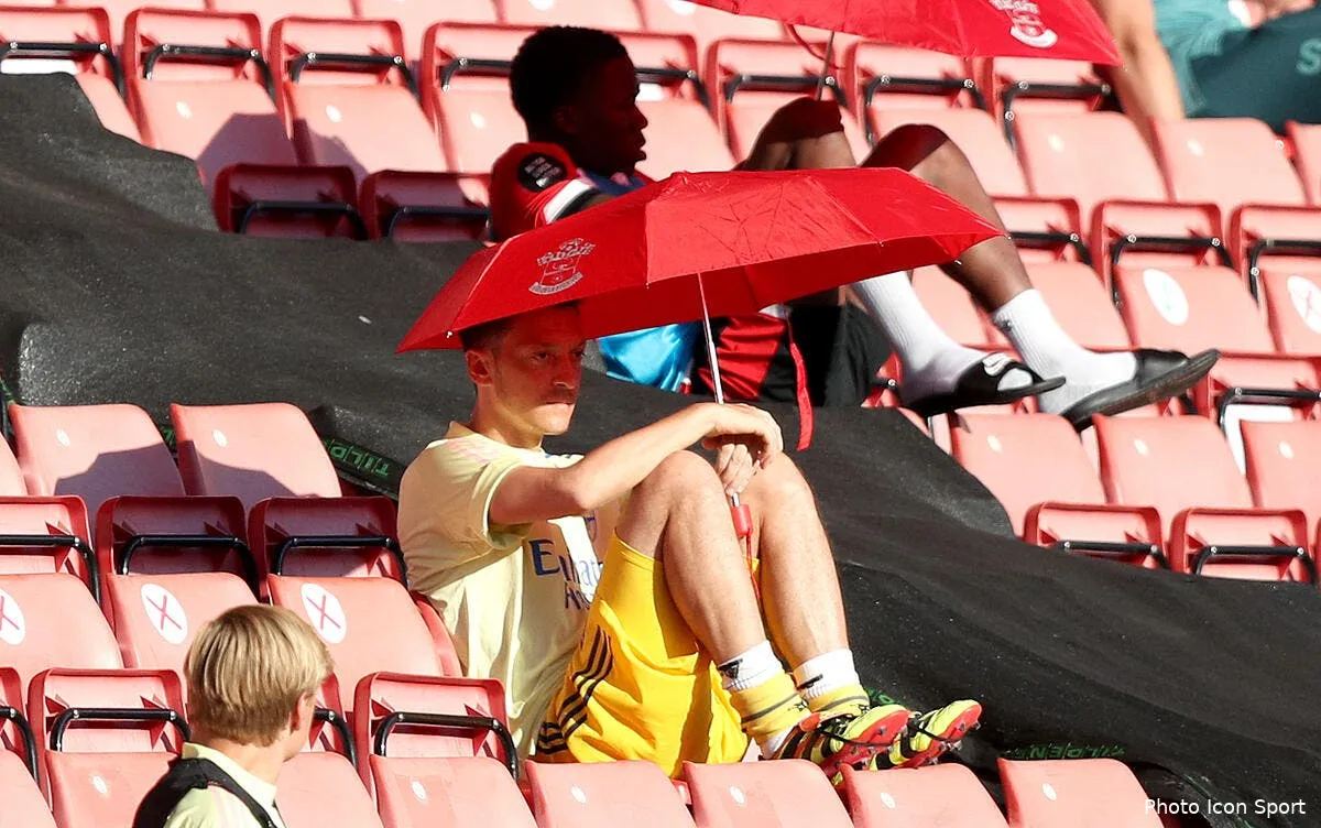 arsenal la fidelite d ozil va payer arsenal va pleurer icon 54307411296577