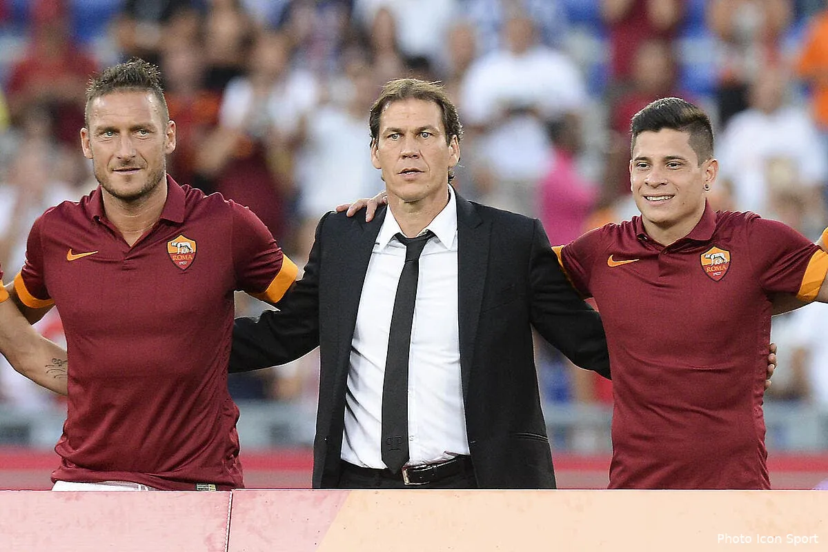 as roma rudi garcia rend hommage a l extraordinaire totti iconsport ipp 190814 01 28181606