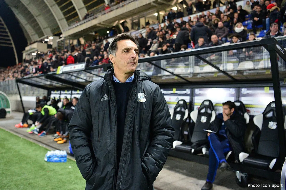 asc amiens commence a flipper iconsport icon win 201117 01 28864208893