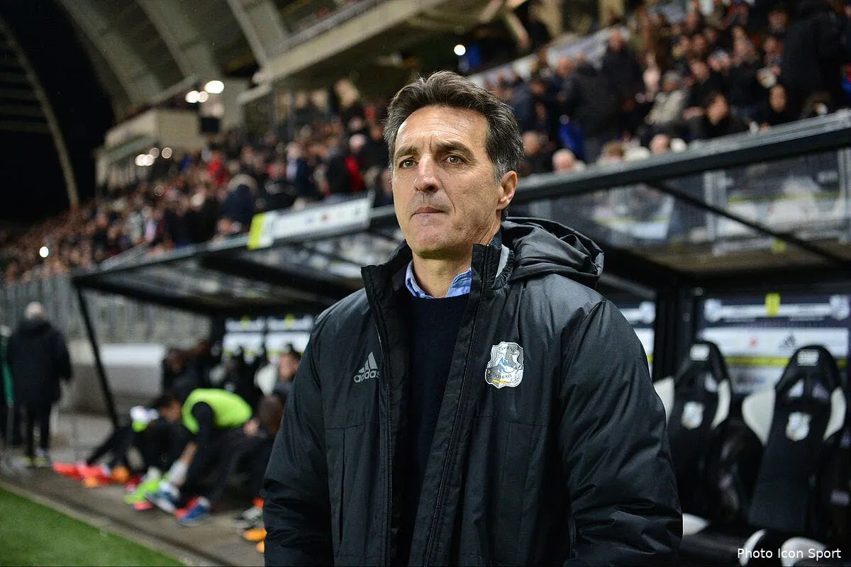 asc amiens n etait pas vraiment la a troyes iconsport icon win 201117 01 28595203603