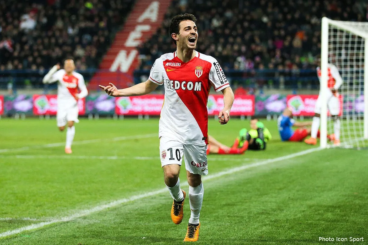 asm apres martial man united flaire un nouveau coup bernardo silva 1138004