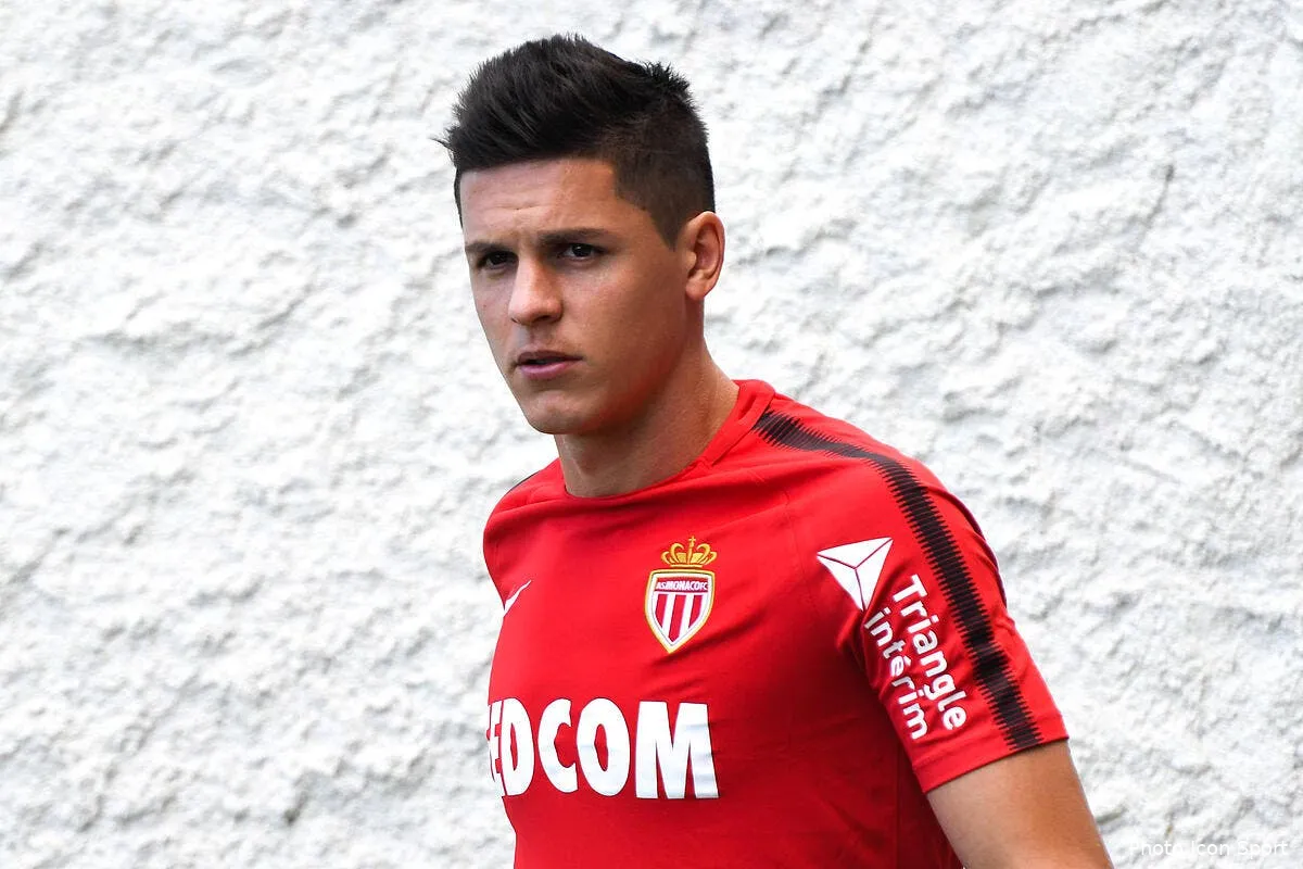 asm deux attaquants dans l operation degraissage carrillo 1191497