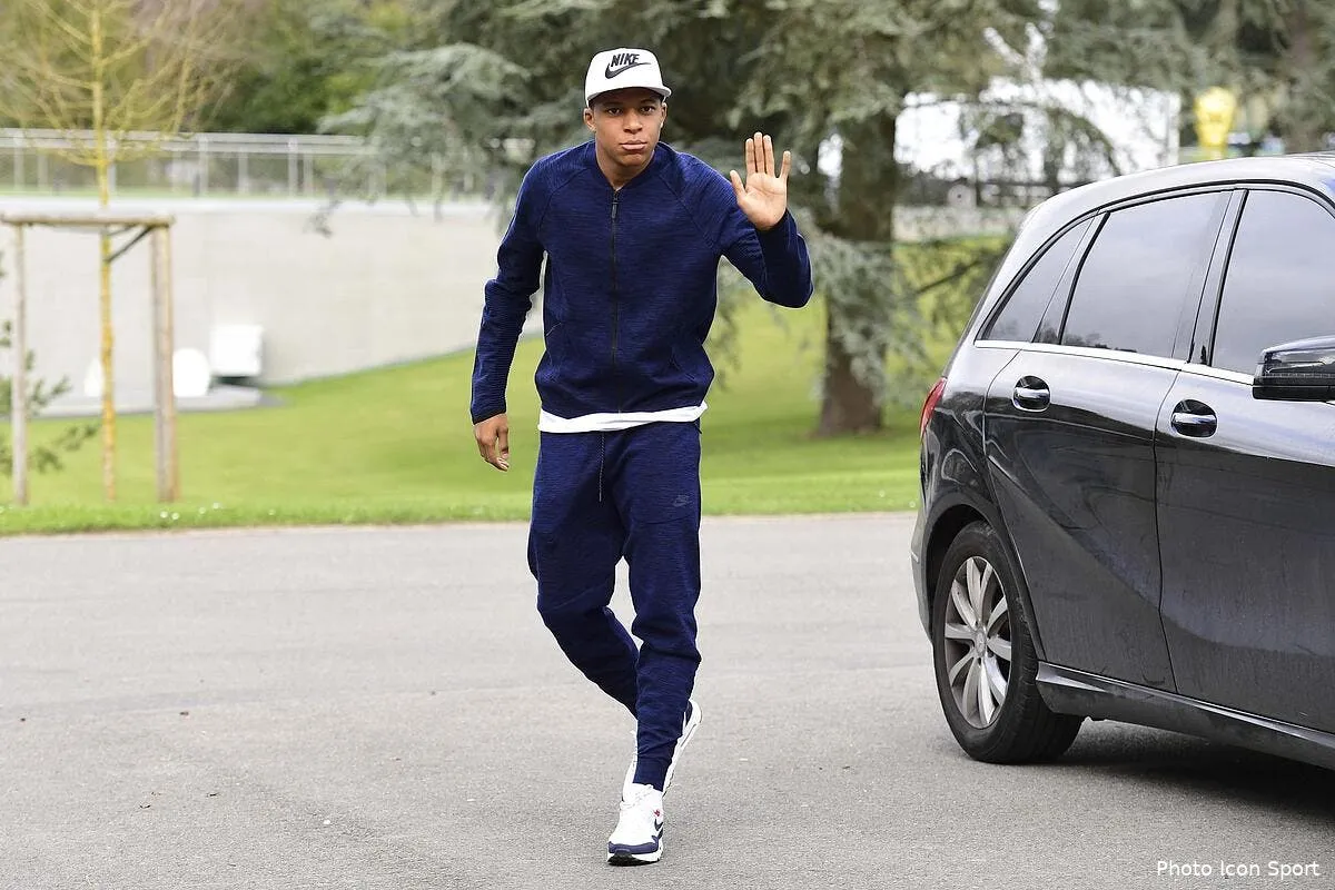 asm deux offres pour mbappe dont une de plus 100 me iconsport win 190317 01 02174554