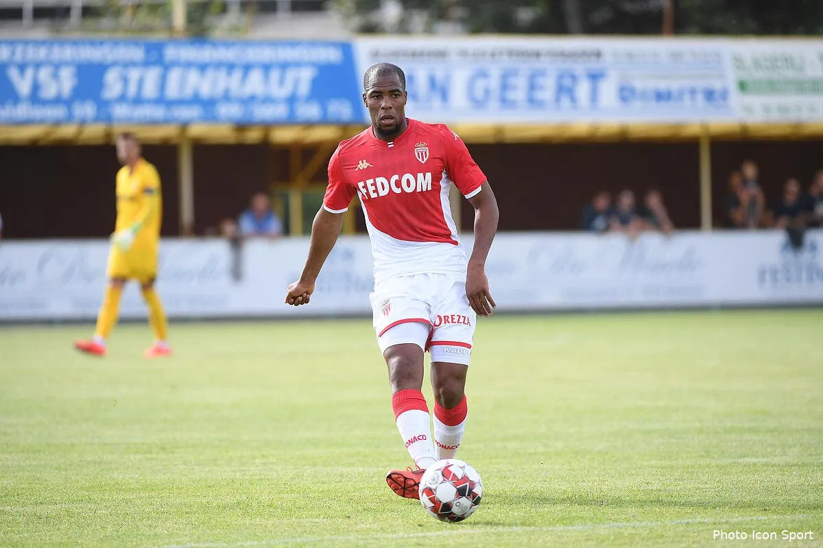 asm double offensive anglaise ca sent le depart pour sidibe icon win 070719 01 95610259515