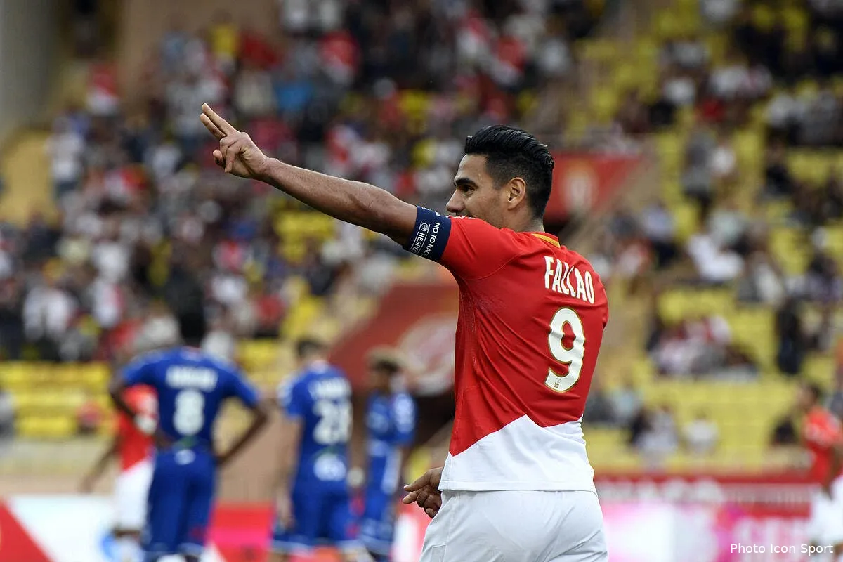 asm falcao l avoue il veut mettre neymar et cavani a l amende iconsport icon anp 160917 05 49193609