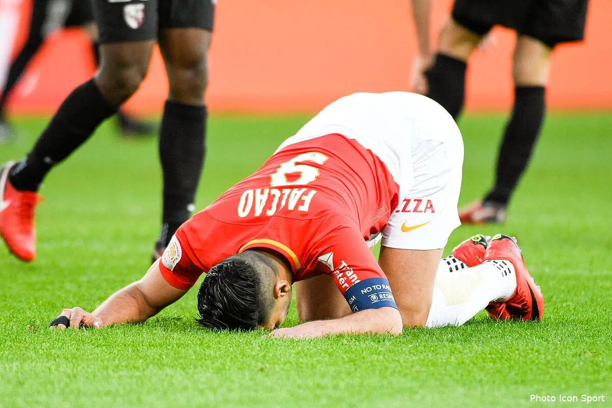 asm falcao n accuse pas rolando mais il veut etre protege lui aussi iconsport icon anp 210118 45 38208757