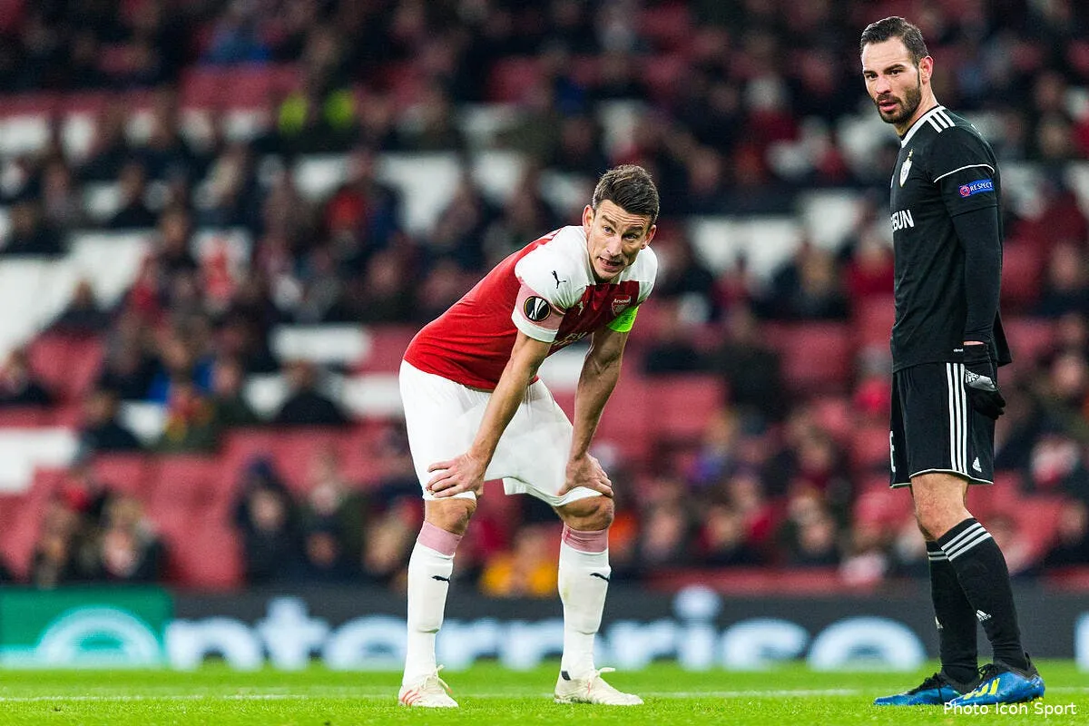 asm koscielny pepe cahill monaco veut s offrir une defense de fer koscielny 4239549