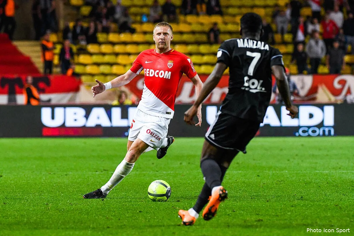 asm le colosse kamil glik sur le depart icon pdz 280418 93 07217557