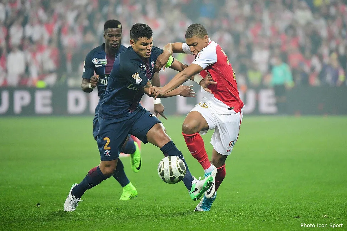 asm martyrise par thiago silva mbappe a fini en larmes mbappe 9177338