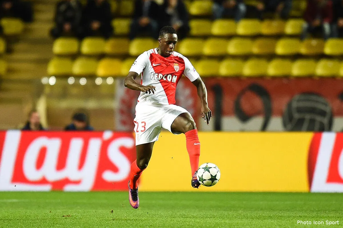 asm ol le petage de plombs de mendy sur tolisso iconsport dim 221116 08 47164762