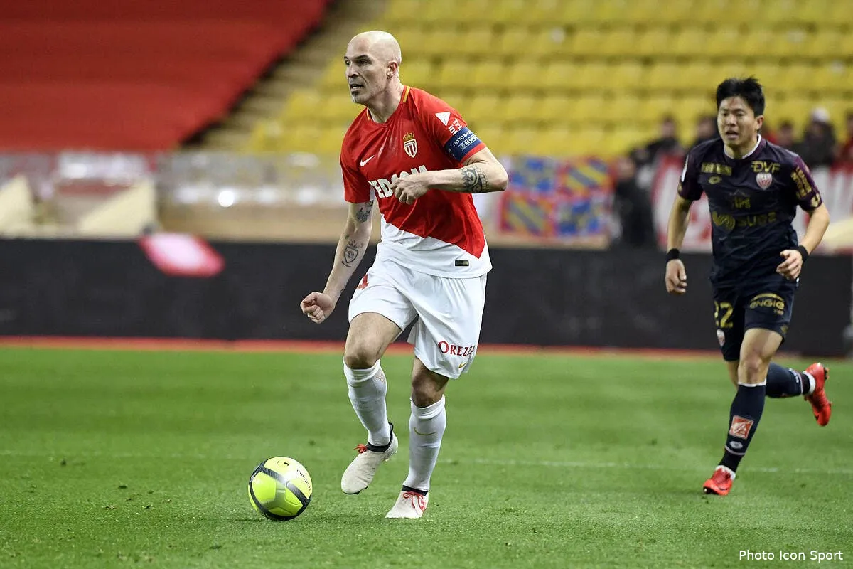 asm raggi declare la guerre a l ol et l om iconsport icon anp 160218 01 06210255