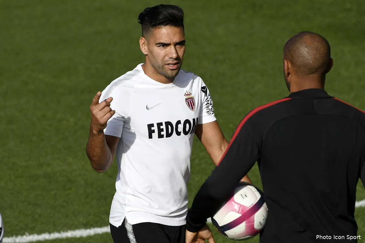 asm thierry henry son premier message fort est pour falcao iconsport icon anp 181018 05 55233651