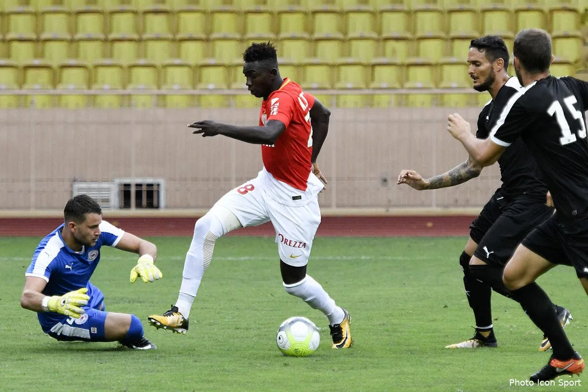 asm un bug a 8me dans le mercato de monaco iconsport anp 310817 05 14196049