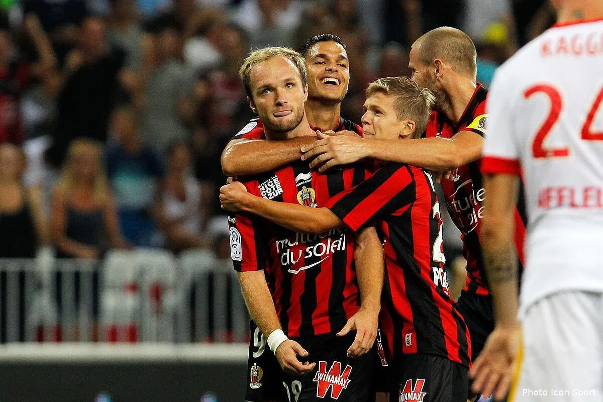 asm valere germain colle un vent inquietant a monaco iconsport mag 080815 01 08145070