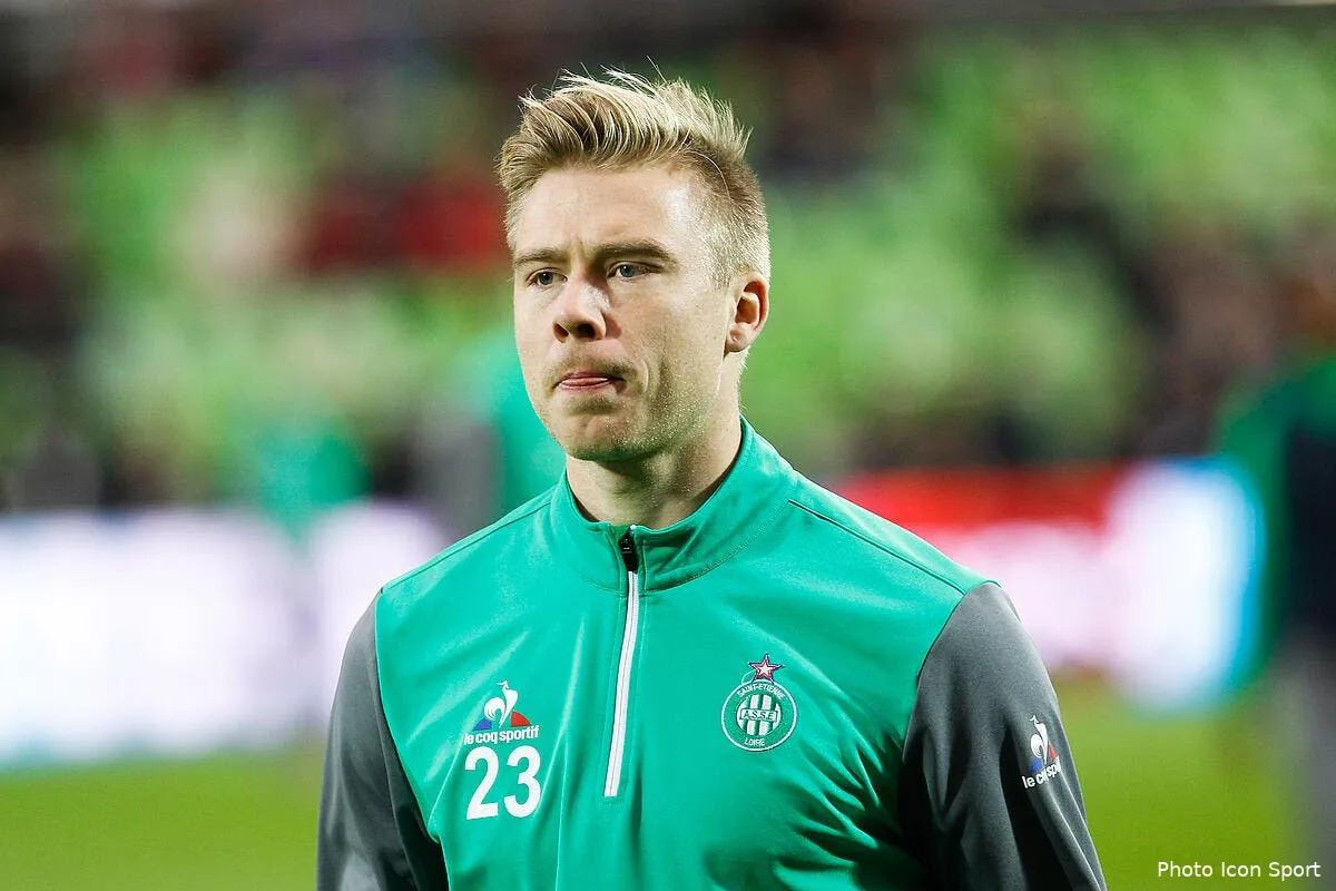 asse alexander soderlund ca fait cher le flop soderlund 1163524
