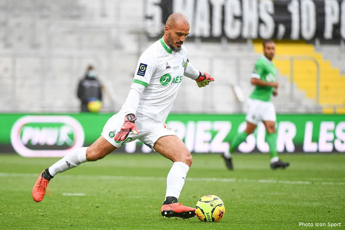 asse attaque de partout jessy moulin recoit un soutien xxl icon dib 031020 11 119297133