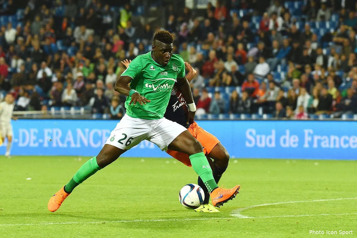 asse bayal sall a l om grace au depart de labrune iconsport dim 120915 04 22149610