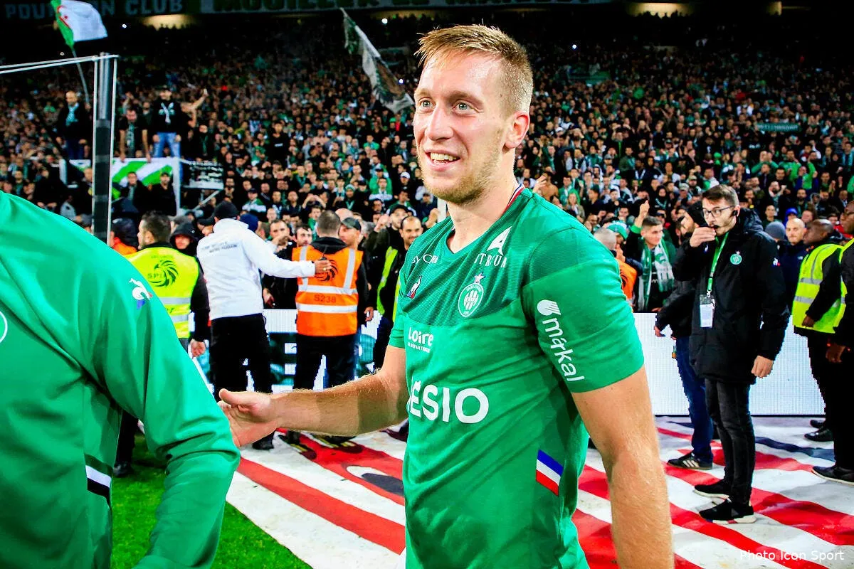 asse beric c est dieu mais il se fait sermonner icon bia 061019 23 02266773