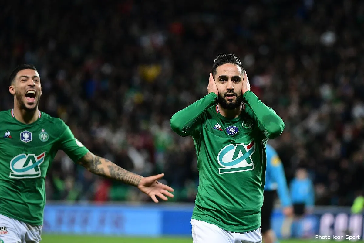 asse boudebouz en a pris plein la gueule il craque icon winter 05032020122427280057