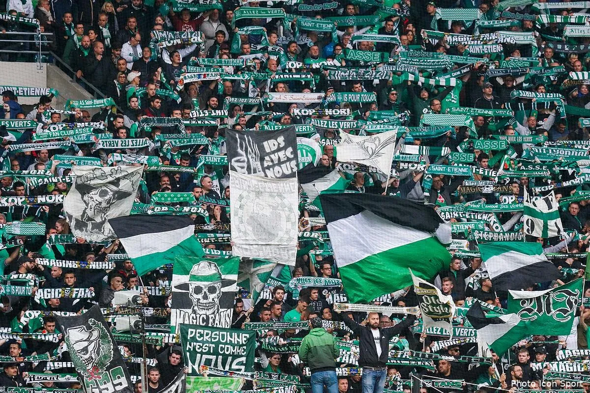 asse c est le pompon les supporters doublement interdits a l ol iconsport icon bia 041118 45 05236095