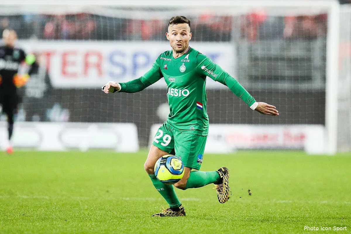 asse cabaye prolonge chez les verts pour deux mois icon vmi breststetienne 111287157