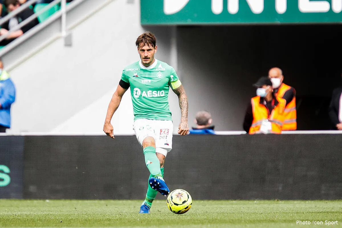 asse debuchy reclame des recrues en plus de saliba icon 25i6743 copie 300255
