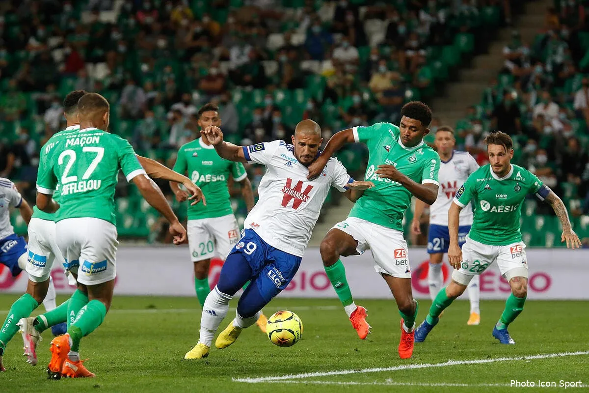 asse des anes pierre menes se lache dans le dossier fofana icon 25i0892 copie294017