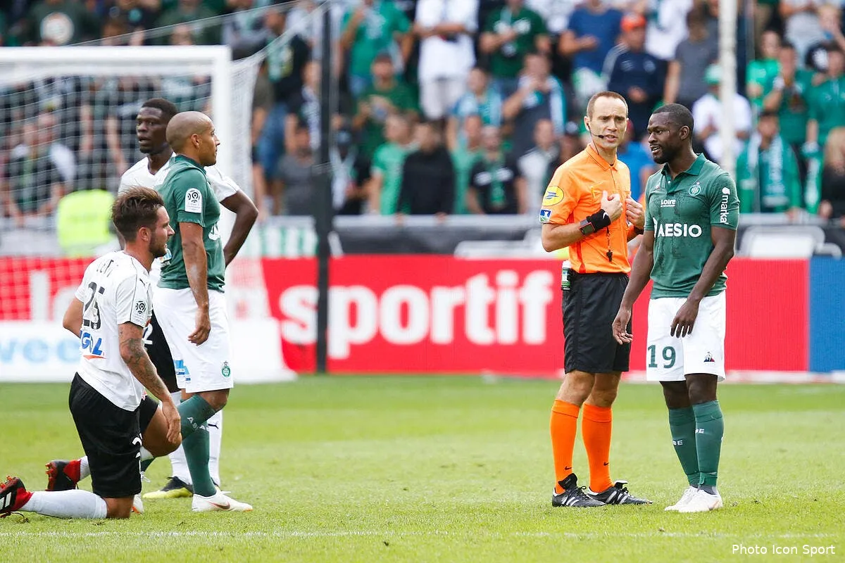 asse detruire la var ce joueur emblematique dit non non et non iconsport icon bia 020918 93 53229619