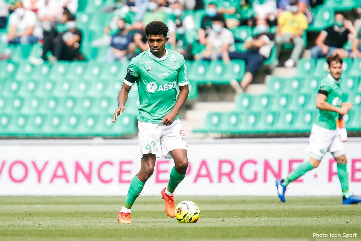 asse fofana jaloux du salaire d aouchiche au point de partir icon 25i6791 copie293563
