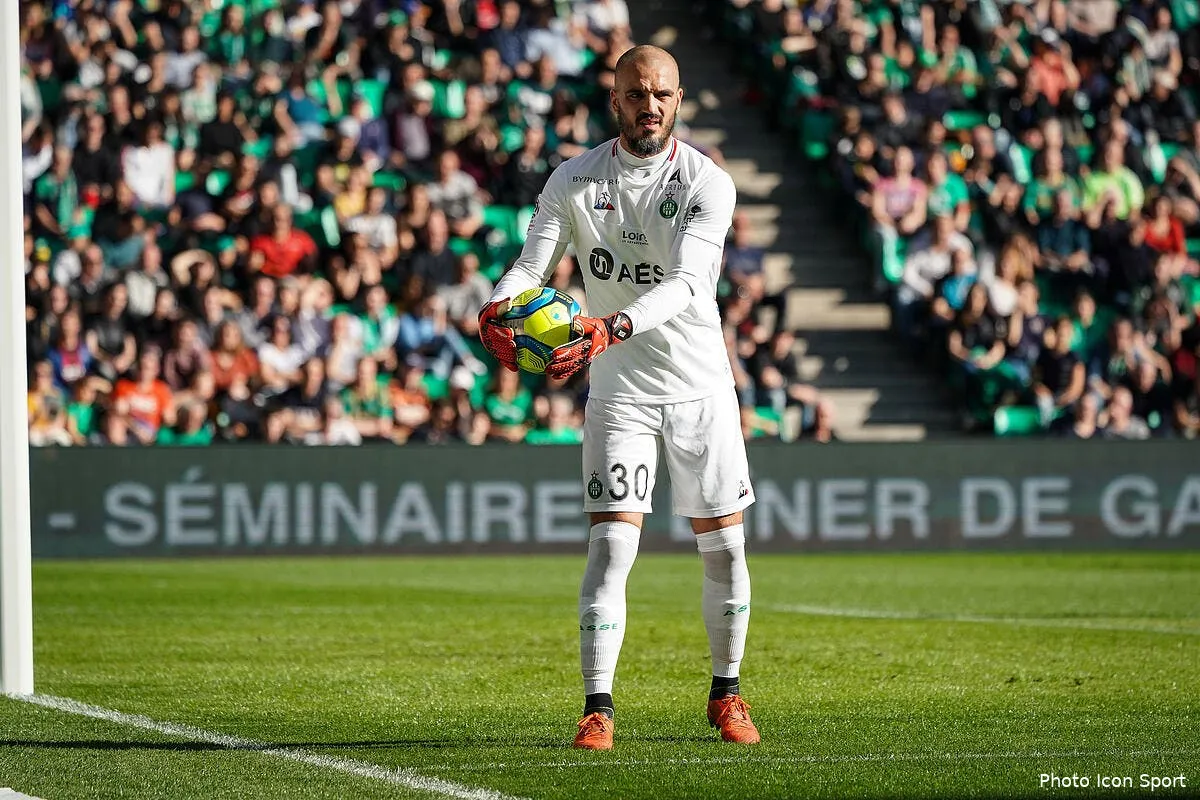 asse jessy moulin a la classe il le prouve icon 200223p55570279177