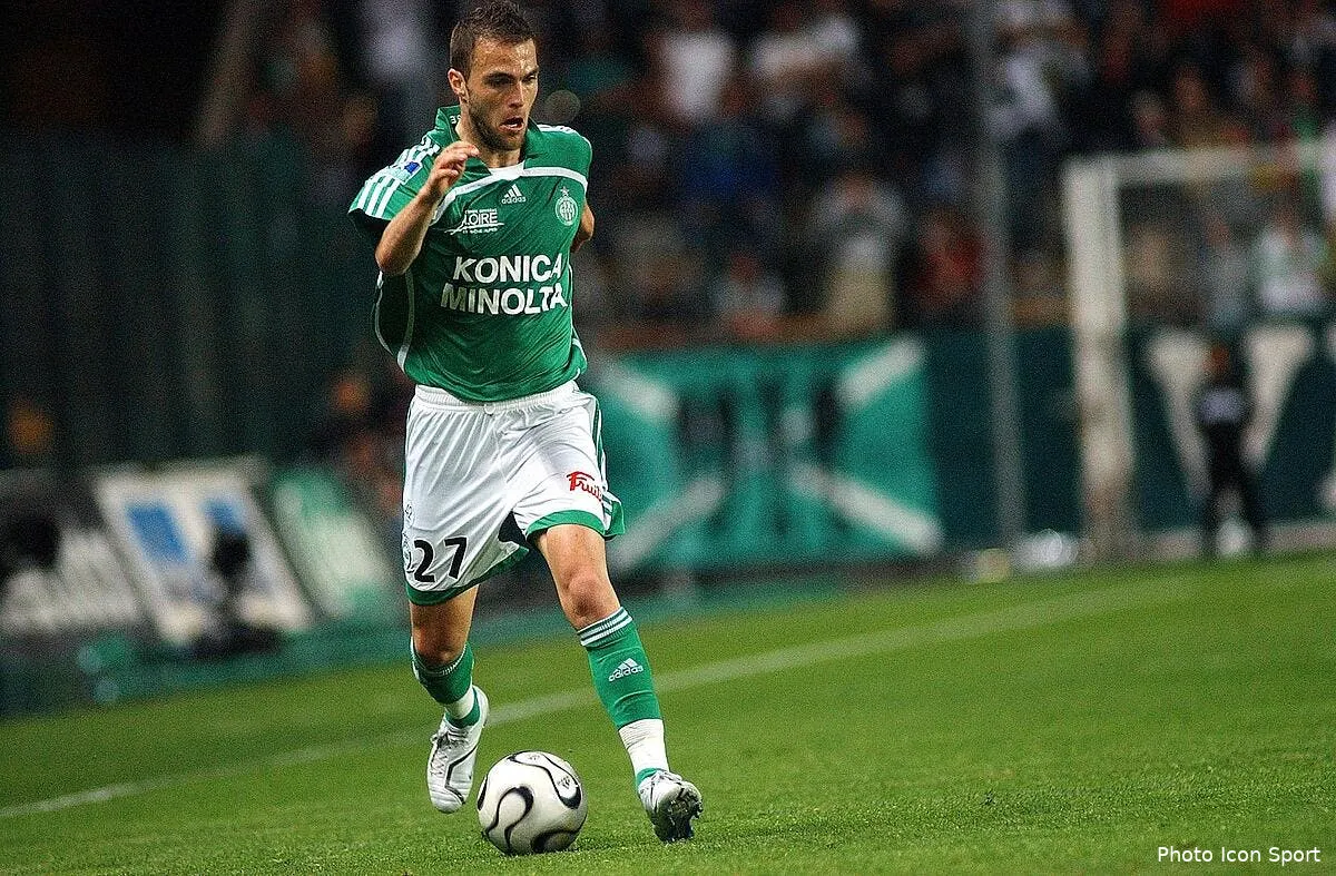 asse julien sable aux commandes de l asse en attendant le depart de garcia iconsport ban 240307 01 05199833