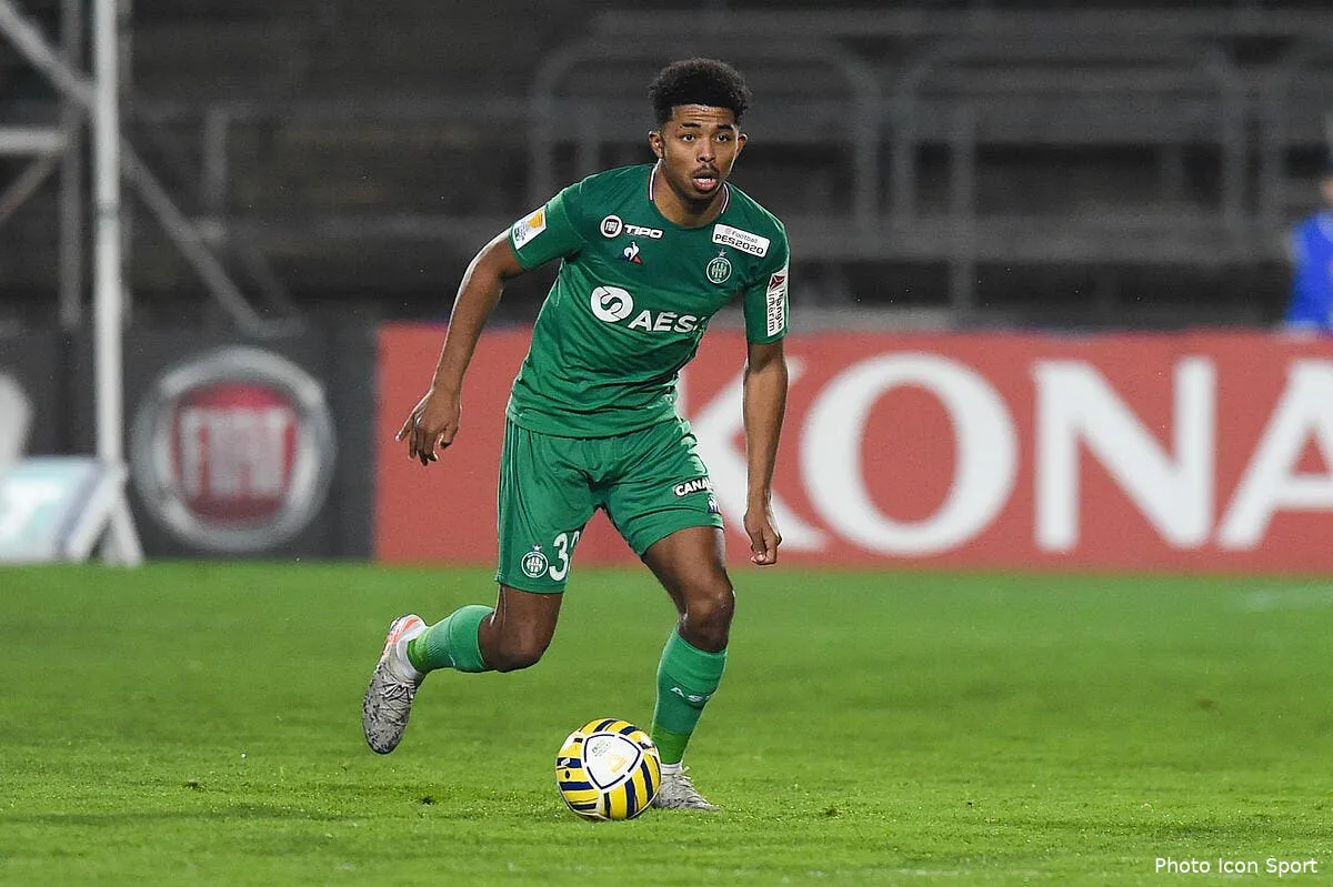asse l om en retard ce marseillais fait le bonheur des verts wesley fofana274861