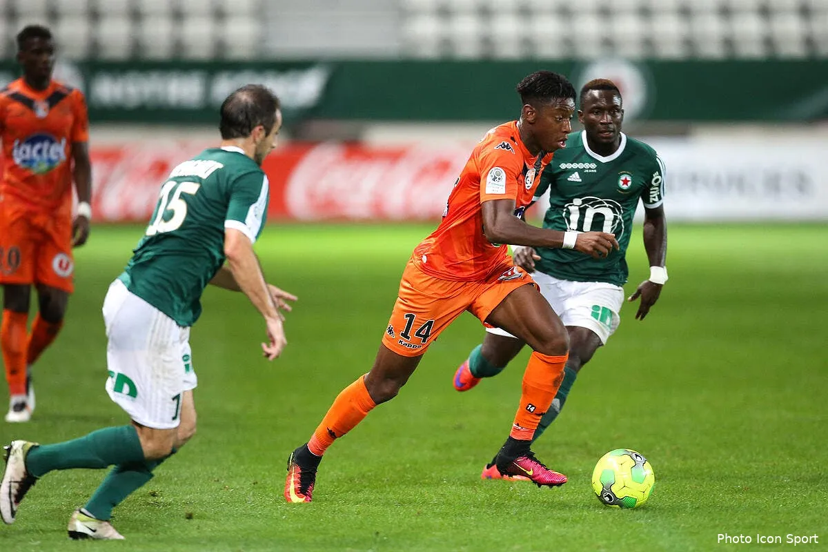 asse la d2 anglaise s arrache un jeune stephanois saint louis 1183993