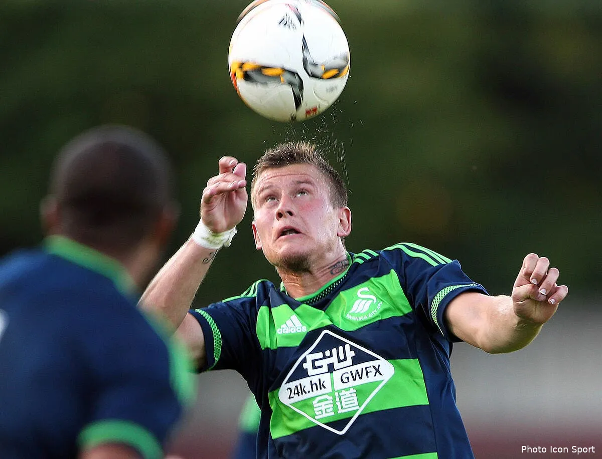 asse la raison pour laquelle tabanou n a pas pu rester iconsport gep 150715 08 06149316