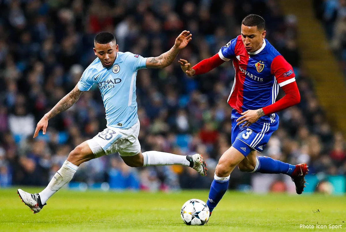 asse lacroix et la banniere pour s en defaire au mercato iconsport icon 35411543217159